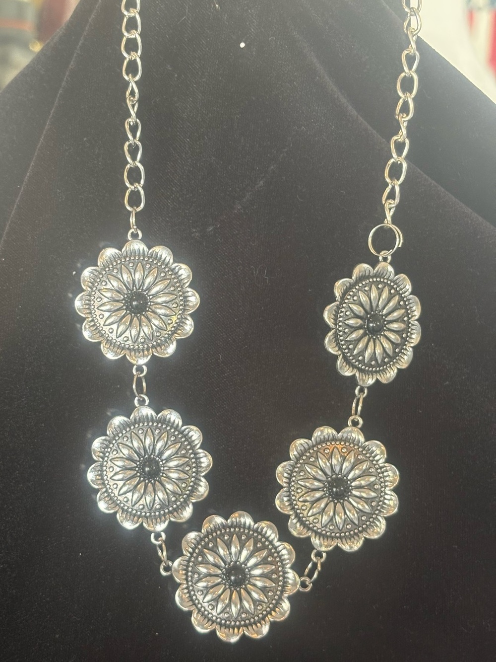 Silver Floral Medallion Necklace with small black stone center stone-